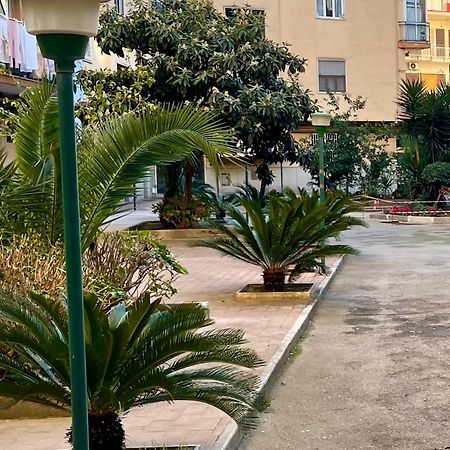 L'Angolo Del Sorriso Napoli Dış mekan fotoğraf